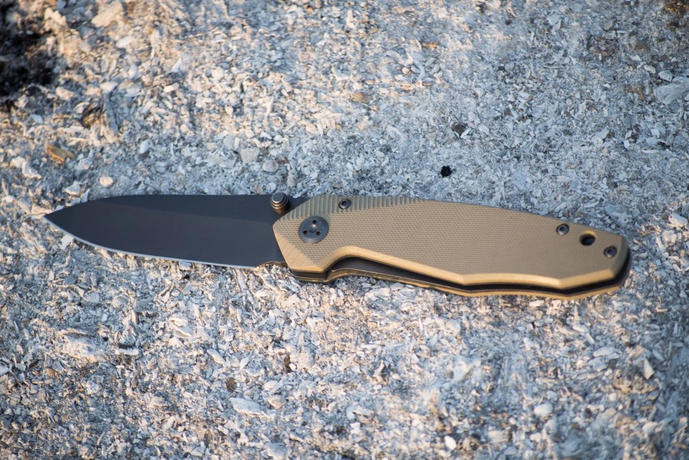 how to use a knife for self defense safely and legally